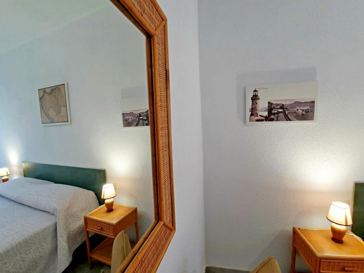 Casa Andreas Portoferraio Apartment ภายนอก รูปภาพ